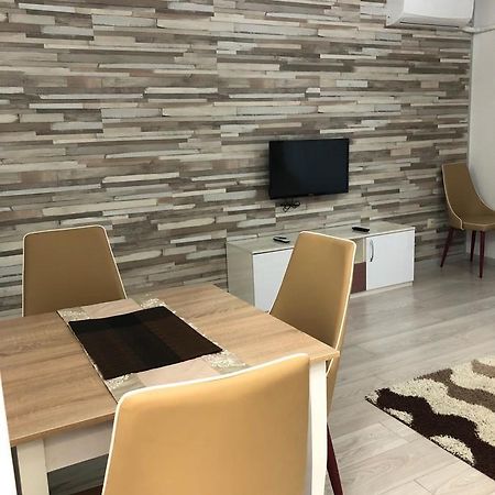 סנדנסקי Apartment Park Comfort מראה חיצוני תמונה