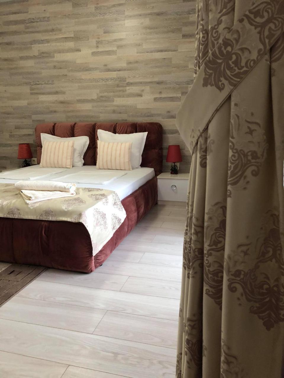 סנדנסקי Apartment Park Comfort מראה חיצוני תמונה