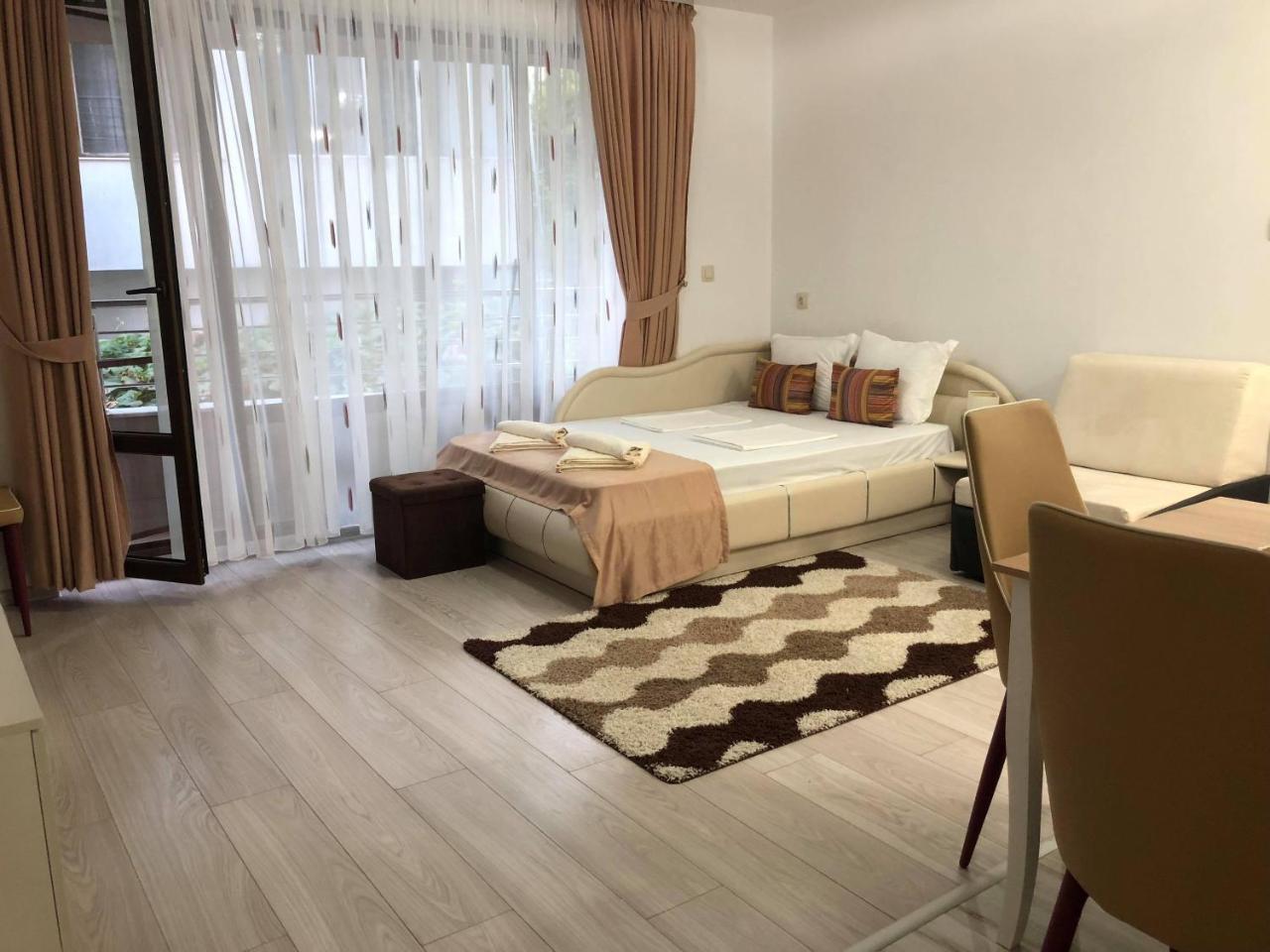 סנדנסקי Apartment Park Comfort מראה חיצוני תמונה